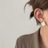 Pendientes plisados de metal irregulares, estilo Ins, de alta gama, con diseño de nicho, elegantes y modernos para mujer.