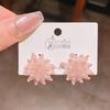 Pendientes trenzados de flores hechos a mano con pequeñas cuentas de arroz de colores exquisitos, estilo coreano, personalidad elegante, núcleo de flor, joyería decorativa para las orejas