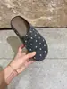 Primeiro Encontro Coleção Sapato Birkenstock de Solado Grosso com Bolinhas Bico Fechado Meio Chinelo Feminino 2026 Outono Peça Externa Slip-On Mulas Versáteis