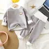 Conjunto de Roupa Íntima Térmica Infantil Meninos e Meninas Roupas de Outono e Calças Roupa de Casa de Lã para Bebê Roupas Espessas de Outono e Inverno