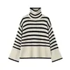 Suéter Listrado Preto e Branco para Mulheres, Temporada Outono e Inverno 2026, Design com Fenda, Caimento Solto, Emagrecedor, Peça de Roupa Externa, Estilo Preguiçoso, Tricô de Gola Alta