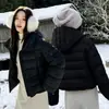 Chamarra acolchada de algodón estilo nuevo 2026, gorro para mujer, gorro de punto de alta gama, gorro versátil para clima frío, gorro de lana cálido y moderno, venta al por mayor