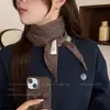 Bufanda de Seda Suave y Cera con Cuadros Retro Maillard para Mujer Bufanda Cálida de Gama Alta para Otoño e Invierno Bufanda Triangular para Cuello Accesorios para Bufandas