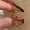 Pendientes Circulares Exquisitos y Sencillos para Mujer, Pendientes de Circonita Estilo Minimalista, Únicos y Elegantes, Color Dorado, Pendientes Geométricos de Alta Gama