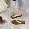 Chanclas Planas para Mujer para Verano Uso al Aire Libre 2025 Nueva Moda Lunares Chanclas de Vacaciones en la Playa