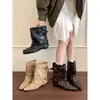 Primer Encuentro Ji Hebilla Retro Tacón Grueso Punta Cuadrada Botines para Mujer 2026 Otoño Versátiles de Caña Corta Botas de Motocicleta Adelgazantes Botas de Chica Popular