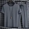 ¡Wow, Traje Deportivo Casual de Verano Hecho a Medida para Hombre, Nuevo Estilo, Pantalones Cortos de Tres Cuartos con Retazos, Estilo Seda de Hielo, Corte Holgado, Tallas Grandes