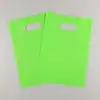 Bolsos de Plástico Personalizados Bolsos para Tienda de Ropa Bolsas Punzonadas Publicitarias PE Regalo Gafas Joyería Bolsillo de Solapa Plana Pantalones Personalizados