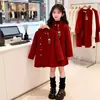 Casaco de Lã Feminino Vermelho Novo Estilo Chinês, Novo Modelo Outono e Inverno, Roupa Festiva de Ano Novo Infantil, Jaqueta Quente Espessa de Inverno