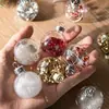 Bola de Natal Enfeite de árvore de Natal Bola de Natal de vidro transparente Floco de neve Bola de Natal brilhante Decoração de Natal Bola pendurada com lantejoulas Embalada em caixa