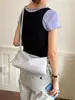 Bolsa de Almohada de Nylon Roja Súper Caliente de Corea para Mujer Estilo Nuevo 2026 Gran Capacidad Ligera Versátil para Viajar al Trabajo Bolso de Hombro Único Cruzado
