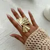 Anillo de Metal con Forma de Hoja Tridimensional Estilo Europeo Personalidad Anillo de Banda Plegable para Dedo Índice Versátil Sensación de Alta Gama
