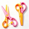 Tijeras de plástico de seguridad para niños de primaria, amigables con la mano, no pellizcan, adecuadas para cortar papel, punta redonda, seguras para las manos