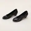 Primer Encuentro Temporada Viaje al Trabajo Punta Redonda Cuña Tacón Grueso Versátil Slip-on Zapatos Planos Bajos Zapatos de Mujer 2026 Otoño Nuevas Llegadas Zapatos de Mujer