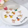 Venta Caliente Transfronteriza Pequeños Accesorios Frescos de Animales Pulsera con Cuentas Abeja Inglesa Margarita Llavero Colgante para Bolsa Mayoreo