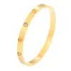 Pulsera de Acero de Titanio para Mujer, de Aspecto Elevado, Pulsera de Moda Estilo Europeo y Americano, Forma de Cruz, Finamente Tallada, Incrustada con Diamantes, Pulsera que No se Desvanece Joyería al por Mayor