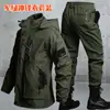 Venta Caliente Transfronteriza Traje de Montañismo Impermeable Estilo Militar Otoño Invierno Multibolsillos Moda Tendencia Ropa de Trabajo Táctica para Hombre Casual Resistente a la Suciedad