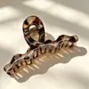 Pinza de Garra Grande Versátil para Mujer, Pinza para el Cabello de Alta Gama Estilo Coreano para la Parte Trasera de la Cabeza, Elegante Accesorio para el Cabello 2026
