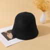 Sombrero de Pescador Cálido para Mujer Nuevo Transfronterizo 2025 Versión Coreana Más Fácil de Combinar Revelador de Rostro Sombrero de Cuenca Pequeño Fotografía Callejera Moda Sombrero de Pescador Venta al por Mayor