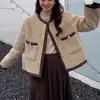 Nuevo Abrigo de Lana de Cordero para Mujer Otoño e Invierno 2024 Hija Estilo Chanel Cárdigan Único Súper Bonito Top Corto