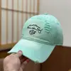 Boné de Baseball Estilo Novo Bordado com Gato Design Desgastado Macio para Mulheres com Circunferência da Cabeça Grande, Aba Larga e Efeito Emagrecedor do Rosto