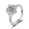 Nuevo anillo de plata de ley 925 con circonita de cuatro garras, anillo de diamantes artificiales para mujer, venta al por mayor, personalización de moissanita.