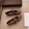 Sapatos Mary Jane Versáteis com Estampa de Leopardo, Bico Redondo, Salto Baixo, Jovens e Modernos 2025 Sapatos Rasos Confortáveis