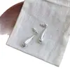 Brincos de Gota Sólidos Retrô Franceses para Mulheres, Design de Nicho, High-End, Estilosos, Simples, Brincos Curtos para Outono e Inverno