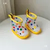 Sapatos Aquáticos Infantis de Um Ano, Bolinhas Arco-Íris Transparentes, Galochas Infantis, Meninos e Meninas, Creche para Bebês, Escola, Desenho Animado Fofo