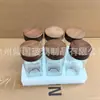 Venta al por mayor transfronteriza Amazon Botella para condimentos de madera de acacia Cuadrada de 4 oz Juego de frascos para condimentos de comino y pimienta Botella con atomizador