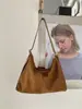 Bolso de ante tipo dumpling de diseño nicho coreano para mujer, bolso de hombro vintage para el día a día, bolso tote grande versátil, bolso cruzado