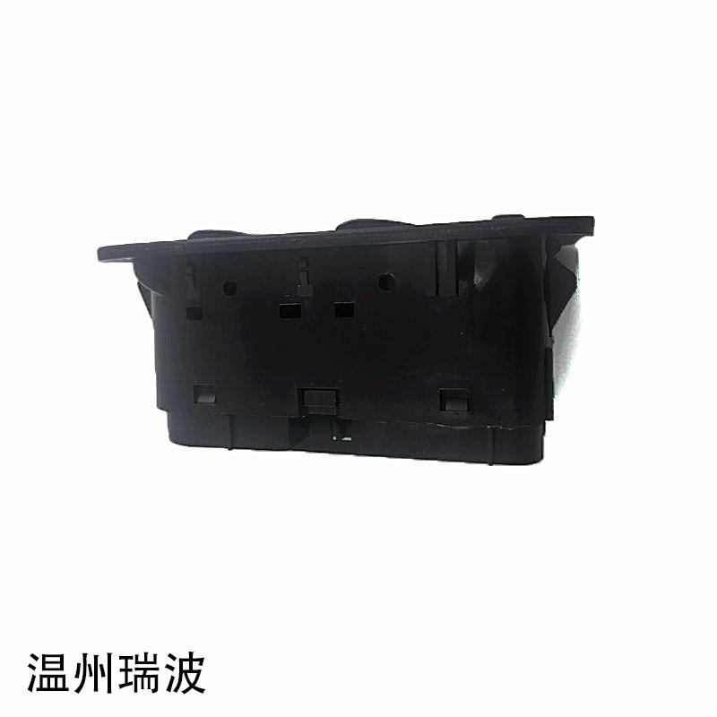 8102278851_520658180 拷贝