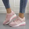 Sapatos casuais esportivos plus size europeus e americanos 21 verão novo plataforma salto plataforma tênis de renda e malha transfronteiriço