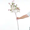 Ramo de flores artificiales, fruto de rosa, decoración del hogar con una sensación realista de alta gama, artesanía de flores simuladas, popular en el comercio transfronterizo