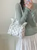 Bolso de mano versátil estilo coreano con lunares, estilo simple para el día a día, tipo cubo para mujer, alto atractivo estético, bandolera y de hombro femenino