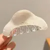 Pinza para el cabello de tamaño mediano de lunares blancos y negros estilo francés, diseñada para la parte trasera de la cabeza, un accesorio para el cabello nuevo y elegante con un aspecto sofisticado y con estilo