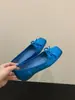 Primer Encuentro Zapatos de Noche Suaves Color Albaricoque que Aumentan la Altura 3CM Zapatos de Mujer 2026 Nuevos Zapatos Planos de Ballet de Satén Rojo Primavera Verano