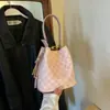 Bolso Pequeño de Moda Retro para Mujer 2026 Nuevo Estilo Veraniego Bolso Cubo Estampado Bolso de Hombro Sencillo de Nicho