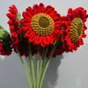 Venta al por mayor de fábrica transfronterizo hecho a mano tejido a crochet lana doble capa girasol con semilla temporada de graduación ramo de regalo a mano flores de simulación