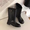 2026 Moda Coreana Outono/Inverno Novos Botas de Cano Médio Estilo Cowboy Ocidental Retrô Salto Grosso Botas da Moda Fivela de Cinto Botas de Cavaleiro