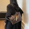Bolso de Mano de Cuero Aceitado y Encerado Estilo Retro para Mujer Nuevo de Gran Capacidad para el Trabajo y el Viaje Diario 2025 El Más Fácil de Combinar Bolso de Hombro Casual de Otoño