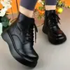 Botas Curtas de Solado Grosso Estilo Explosivo Estilo Britânico Novidade Outono/Inverno 2026 Com Pelúcia Extra Grossa Quente Plataforma Botas Martin Botas de Algodão com Solado Macio