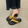 Chanclas de Tira Gruesa para Mujer, Calzado de Verano para Exteriores, Nuevo Estilo 2026, que Aumentan la Altura, Casual, Sandalias de Playa