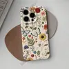 Arte Floral Rústico Flores y Mariposas Pintadas a Mano Vintage 17pm Funda Protectora Ultradelgada iPhone18 Funda de Teléfono Personalizada