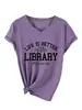 La vida es mejor en el sitio independiente Amazon Wish camiseta de manga corta con cuello en V para mujer, simple y versátil