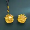 Colgante Ruyi Atrae Riqueza y Tesoro Gato Lindo y Más Fácil de Combinar Oro Gato Arena Oro Esmalte Artesanía Collar Collar Clavícula para Novia
