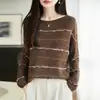 Suéter listrado de seda brilhante, estilo delicado, para mulheres, gola redonda, solto, justo, tricô, versátil para primavera e outono, pode ser usado sozinho ou como peça de base
