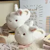 Pantuflas caseras unisex con lindo diseño de cachorro de sombrero amarillo de dibujos animados, zapatos peludos cálidos y antideslizantes para parejas, hechos a medida para invierno, al por mayor