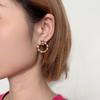 Estilo Europeo y Americano Retro Elegante Simple Versátil Irregular Metal Torcido Geométrico Anillo Aretes para Mujer