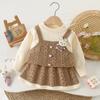 Conjunto de Suéter para Niños Otoño e Invierno Nuevo Bebé Niña Falso Tres Piezas Falda de Punto Estilo Coreano Suéter con Tirantes Moderno y Lindo